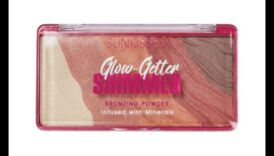 Glow Getter Αποκτήστε φυσική λάμψη με αστραφτερά Bronzer 2 Glow Getter: Προσθέστε φωτεινότητα στο δέρμα σας με αστραφτερά Bronzer