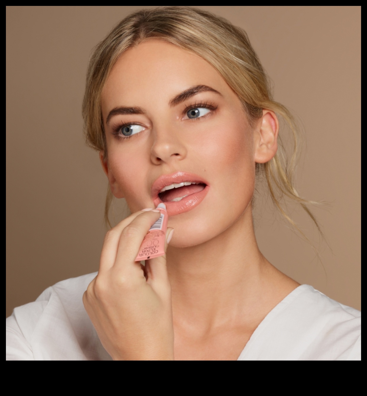 Αποτύπωση φρεσκάδας για την επίτευξη υγιούς λάμψης με φυσικές τεχνικές μακιγιάζ 1 Αποτύπωση φρεσκάδας: Επίτευξη υγιούς λάμψης με φυσικές τεχνικές μακιγιάζ